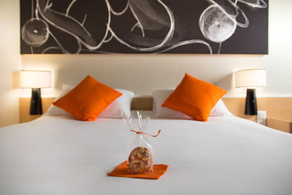 Hotel Ibis Narbonne Exterior photo