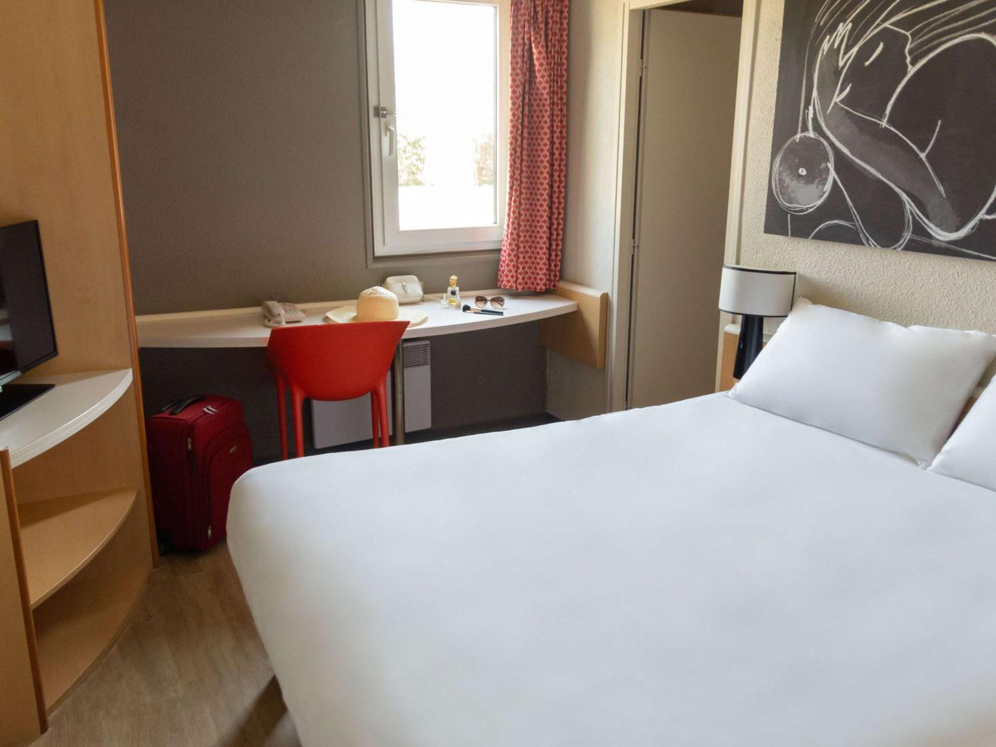 Hotel Ibis Narbonne Exterior photo