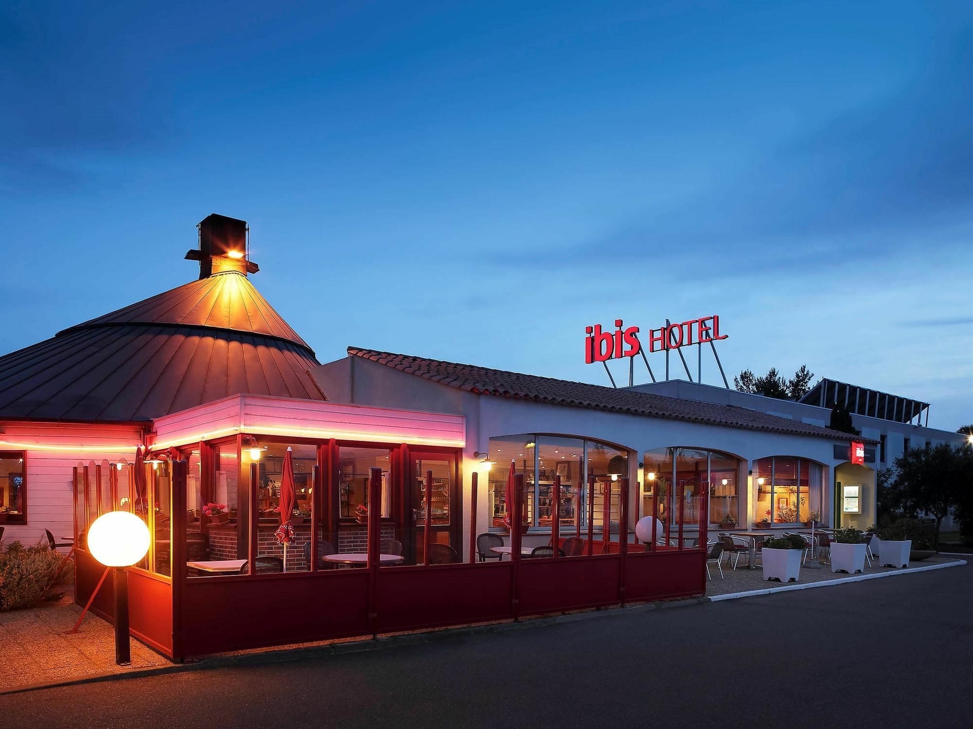 Hotel Ibis Narbonne Exterior photo